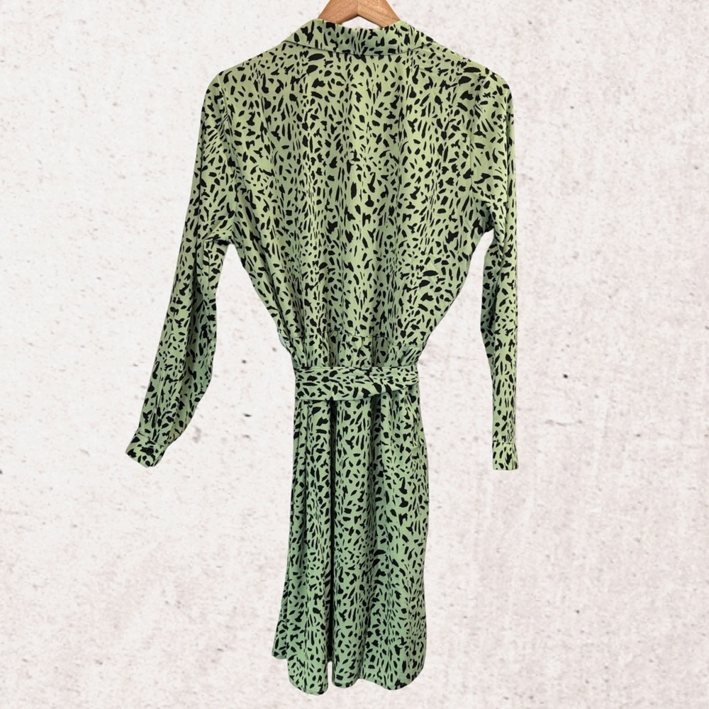 Green Wrap Dress with Long Cuffed Sleeves and Notched Collar - Picture 2 of 4